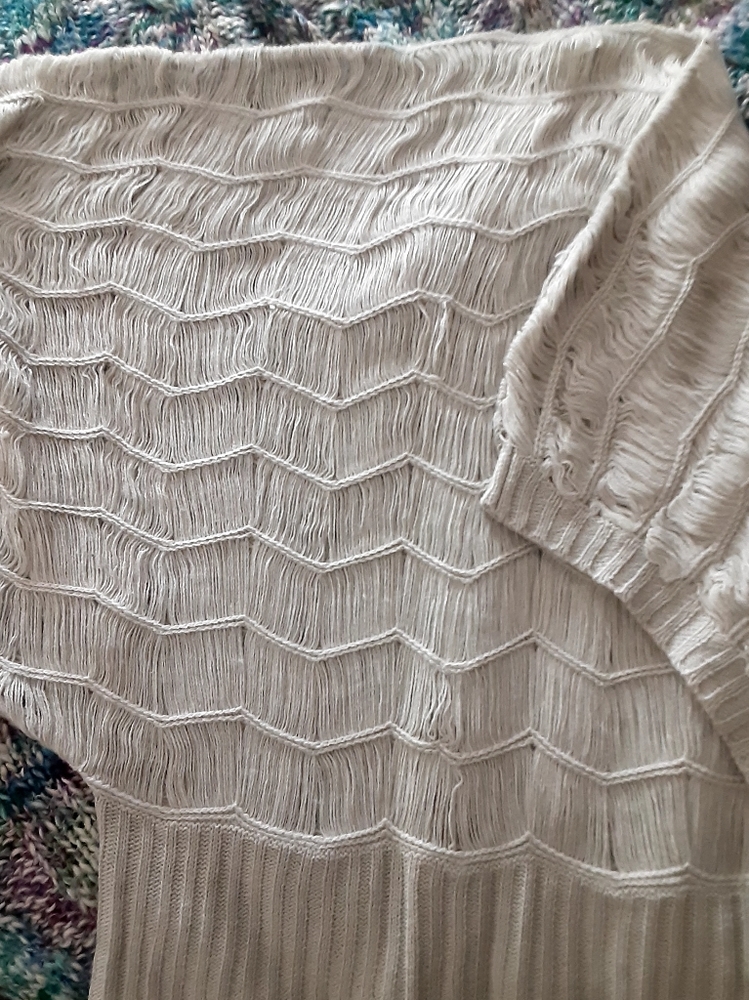 Hazel Sweater/shirt size small